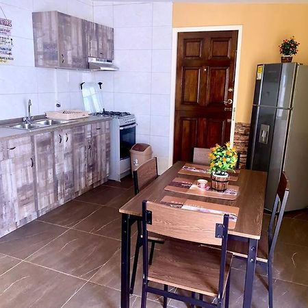 Centrally Located, Private, 1 Bedroom Apartment. Βίλλεμσταντ Εξωτερικό φωτογραφία